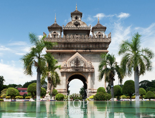 Patuxai monument in Vientiane