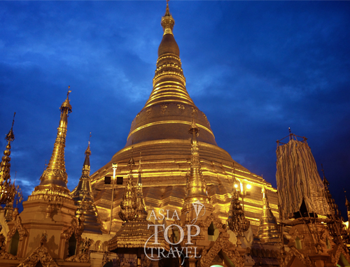 Shwedagon Pagoda in Yangon - Myanmar